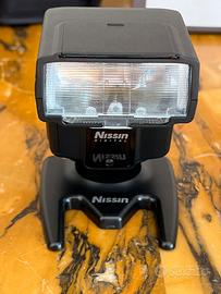 Flash Nissin i40 per Nikon