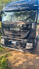 trattore stradale IVECO  560 CV