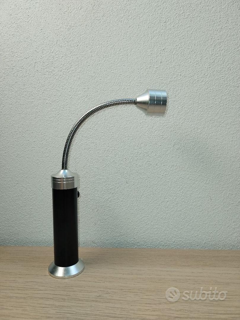 2 Lampade Magnetiche Per Barbecue LED - Girevoli 360°, A Batteria, Per Esterno E Garage - Foto 4