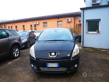 Peugeot 5008 1.6 HDi 112CV Féline,Stop&Start cambi