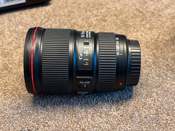 Canon EF 16-35mm  f/4L IS USM