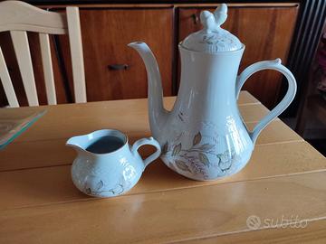 Teiera e lattiera porcellana royal vintage 