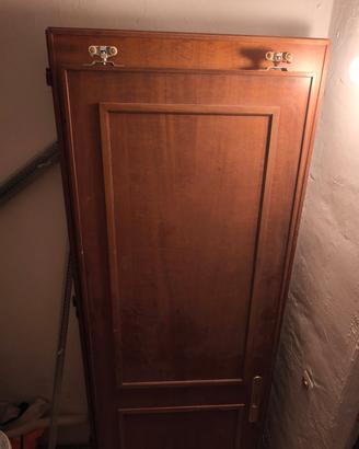 Porta scorrevole in legno