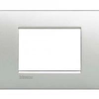 Placca Tre moduli B Ticino