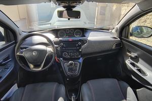Lancia Ypsilon 2013
