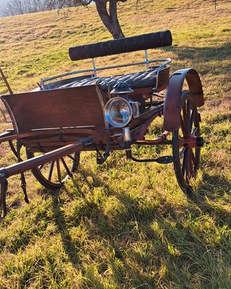 Carrozza 2 ruote;calessino; cocchio; lando'.