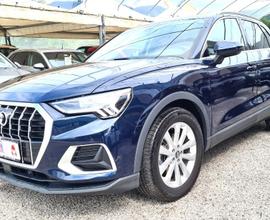 AUDI Q3 35 TDI S tronic Business Advanced