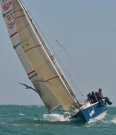 Barca a vela Farr 31, natante