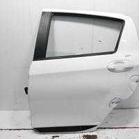 670040D550 PORTA POSTERIORE SX TOYOTA YARIS III RE