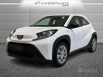 Toyota Aygo x 1.0 72cv active s-cvt