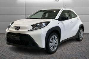 Toyota Aygo x 1.0 72cv active s-cvt