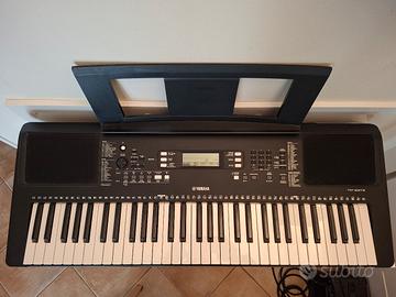 Tastiera Yamaha PSR-E373
