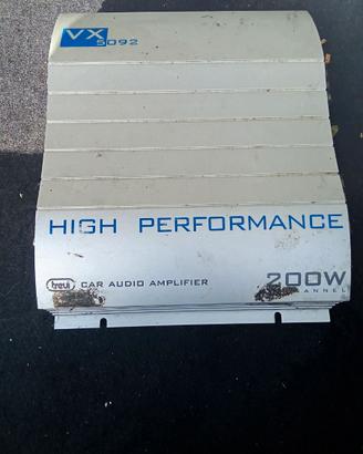 AMPLIFICATORE 200 WT per auto