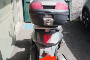 Peugeot Geopolis 500