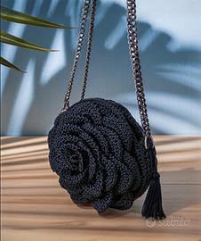 Borsa fatta a uncinetto