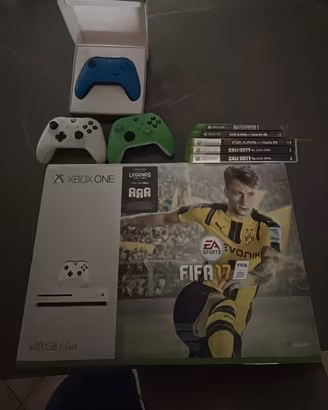 Xbox one s 500 gb 3 joystick 4 giochi