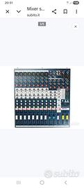 Mixer Soundkraft fx8 con effetti lexicon