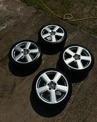 Audi cerchio da 18 gommata Michelin