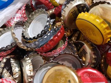 2000 tappi di metallo usati