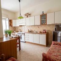 Ampia cucina, subito disponibile