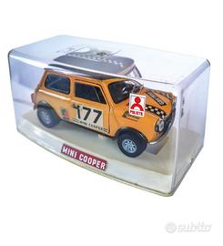 Modellino da collezione "MINI COOPER" 1/25