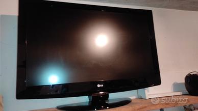 Televisore LCD 42" LG 