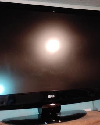 Televisore LCD 42" LG 