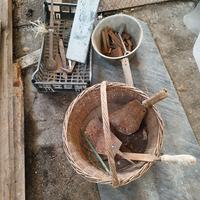 dono attrezzi edili e agricoli