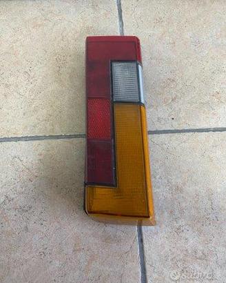 Fanale posteriore sinistro Alfa Romeo 33