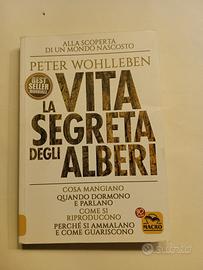 libro La vita segreta degli alberi 