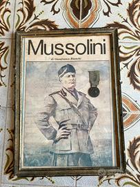 Ritratto Mussolini con medaglia commemorativa