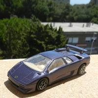 Lamborghini Diablo, Bburago cod.4141, 1/43 - viola
