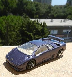 Lamborghini Diablo, Bburago cod.4141, 1/43 - viola