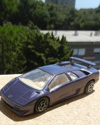 Lamborghini Diablo, Bburago cod.4141, 1/43 - viola