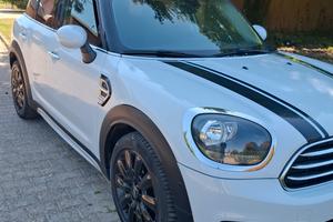 Mini Countryman F60