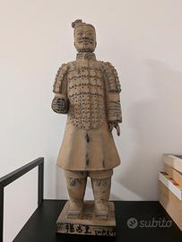statua guerriero terracotta