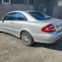 MERCEDES-BENZ CLK 320 cat Avantgarde Book Servic