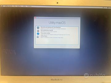 Mac book air 13” late 2011