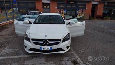 Mercedes CLA