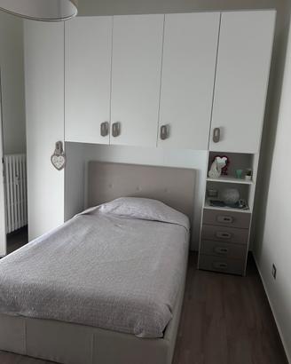 Letto ampio con armadio ponte mondo convenienza