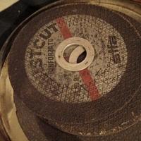 DISCHI DA TAGLIO E MOLA FERRO