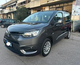 Toyota Proace Proace Verso 1.5D L1 D Lounge 7 post