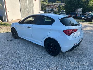 Alfa Romeo Giulietta 1.6 JTDm 120 CV Business