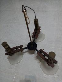 Lampadario a 3 luci.