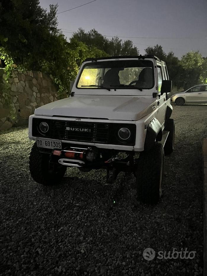Suzuki Samurai