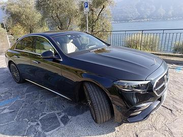Mercedes-Benz class E 220d amg line plus