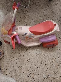 TRICICLO ELETTRICO PEG PEREGO