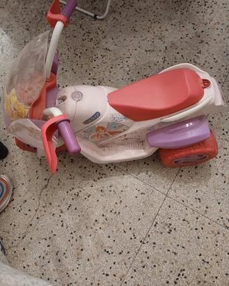 TRICICLO ELETTRICO PEG PEREGO