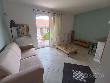 Bilocale con giardino in centro BIZZARONE