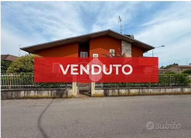 VILLA SINGOLA A MANERBIO
